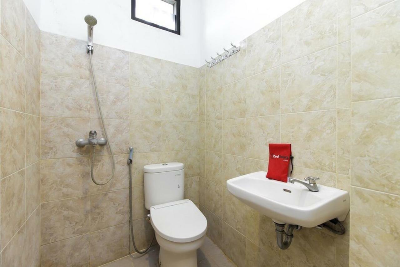 Reddoorz Plus @ Paal 2 Manado Extérieur photo