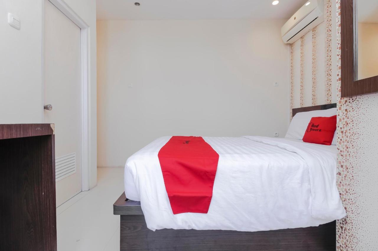 Reddoorz Plus @ Paal 2 Manado Extérieur photo